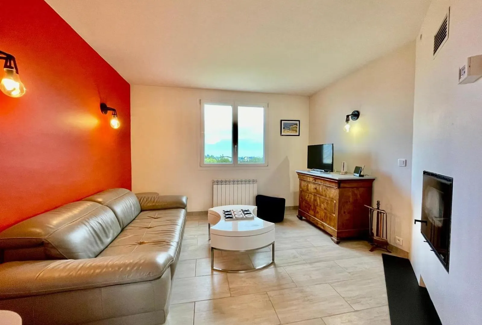 Maison De Famille Henvic 0*,